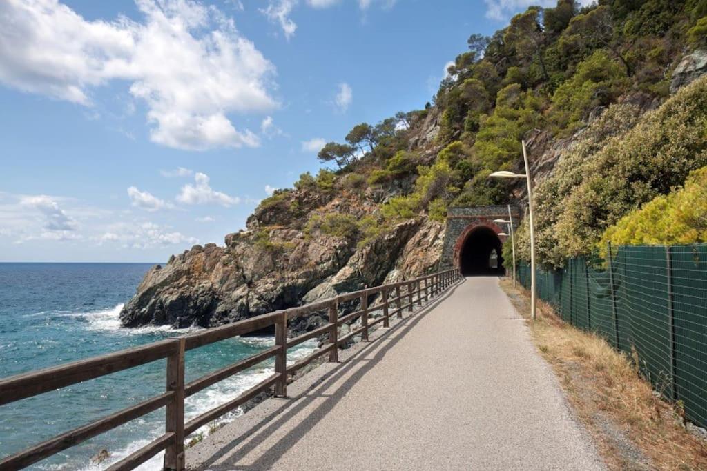 Casa Con Giardino: Varazze Exteriér fotografie